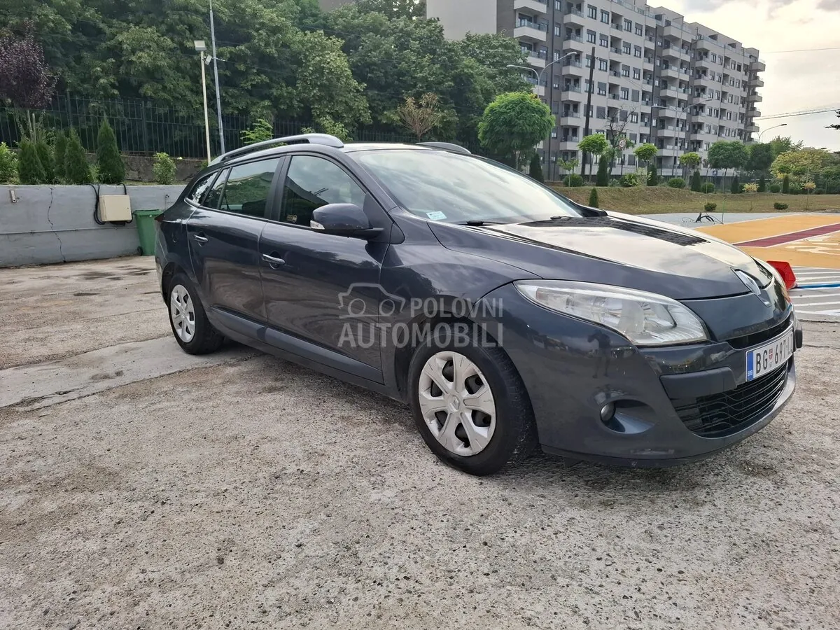 Renault Megane 2010 photo 3