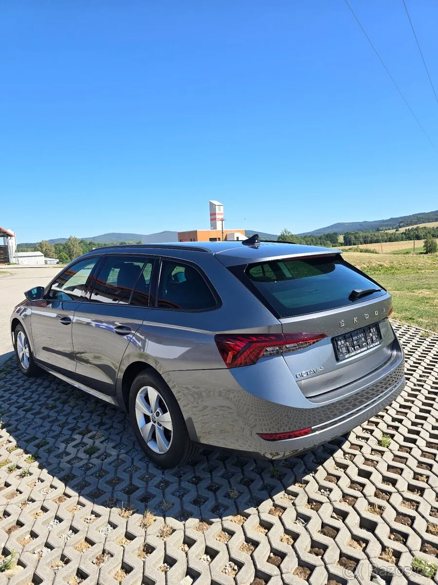 Skoda Octavia 2023 photo 5