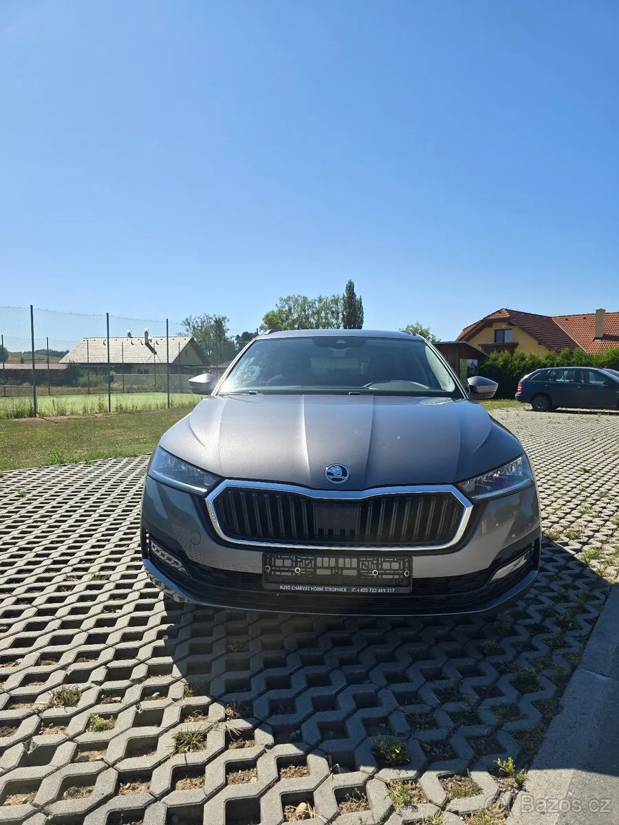 Skoda Octavia 2023 photo 2