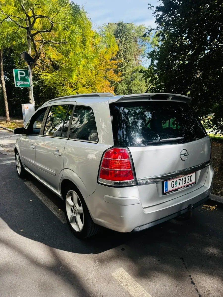 Opel Zafira 2006 photo 3