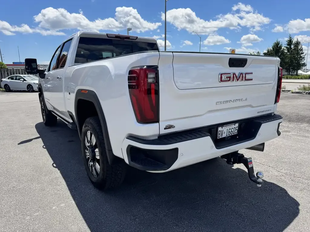 GMC Sierra 2500Hd 2025 photo 3