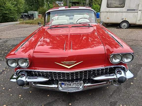 Cadillac Cab Deville 1958 photo 3