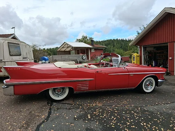 Cadillac Cab Deville 1958 photo 2