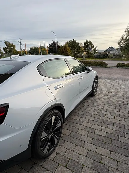 Polestar 2 2023 photo 5