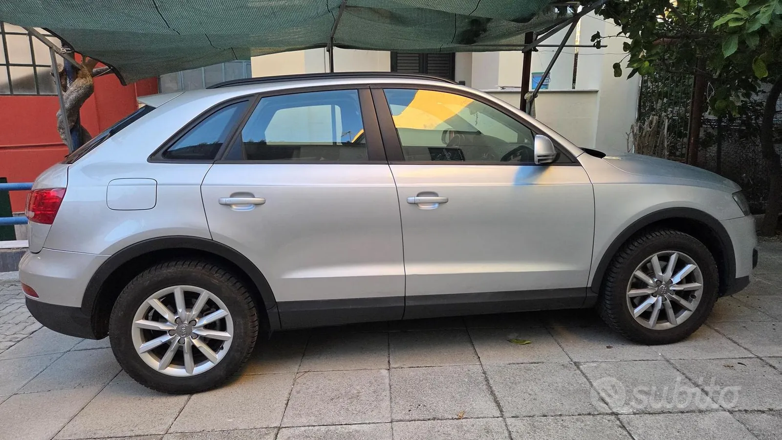 Audi Q3 2012 photo 3