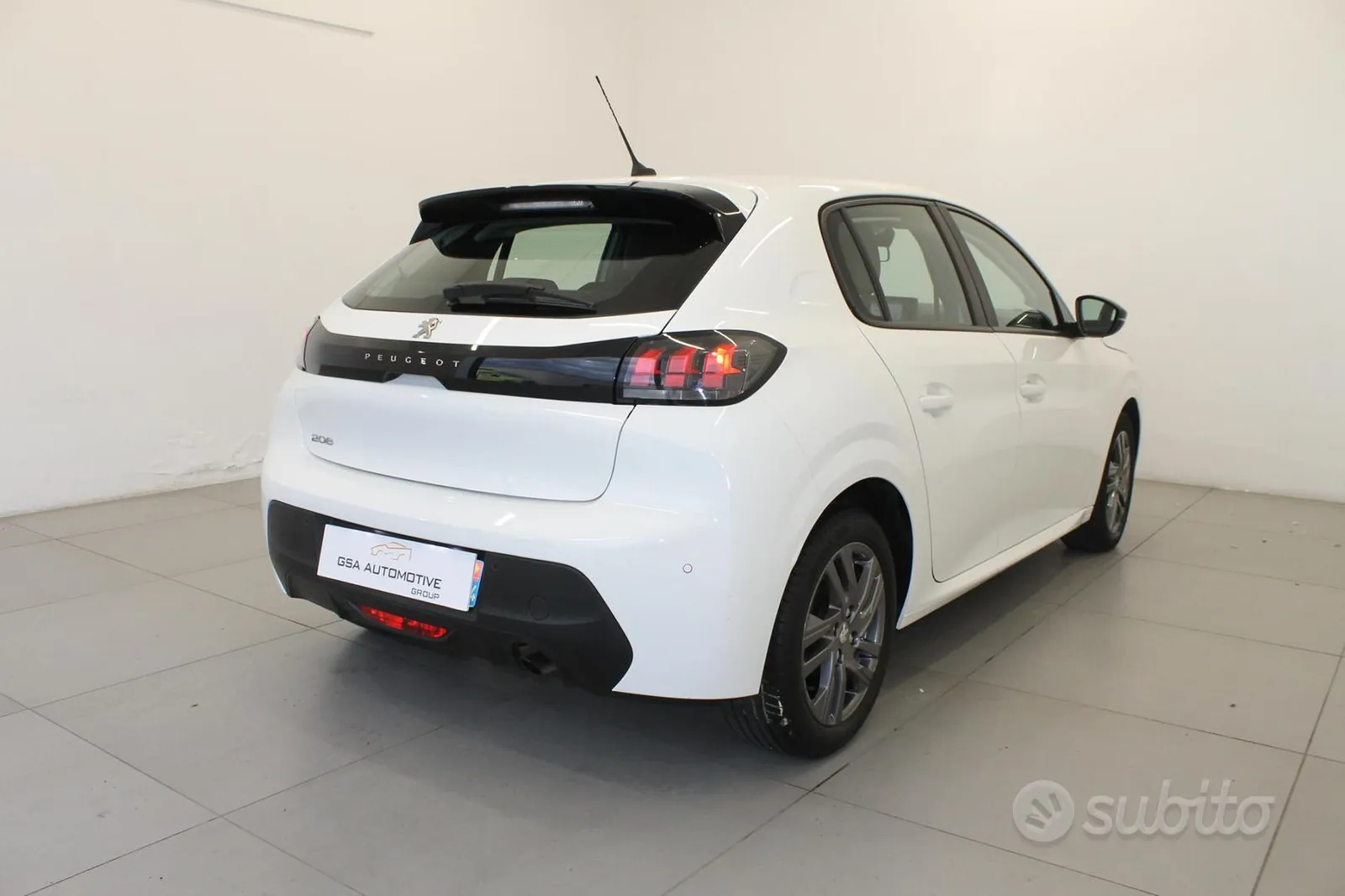 Peugeot 208 2022 photo 4