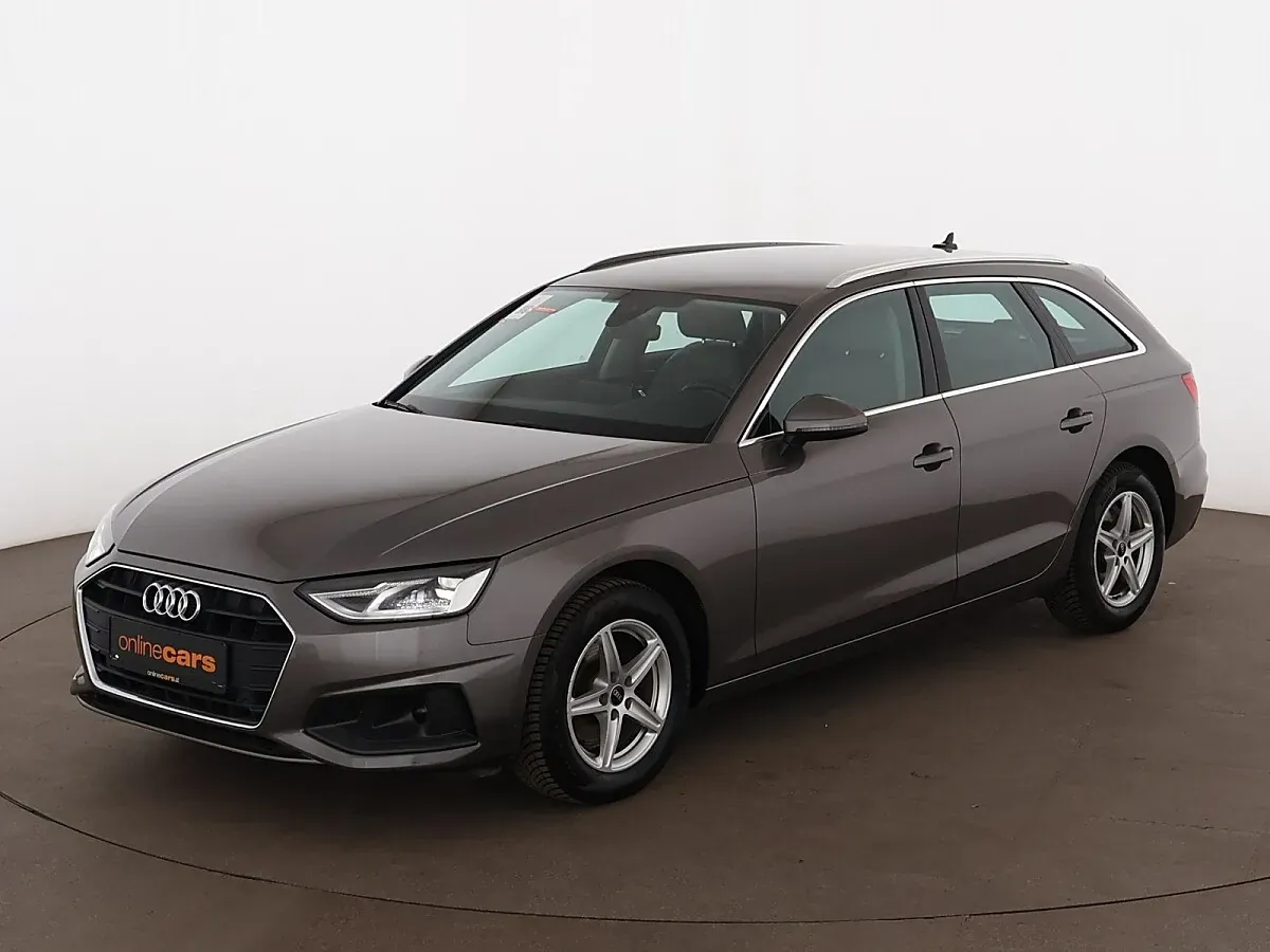Audi A4 2021 photo 2