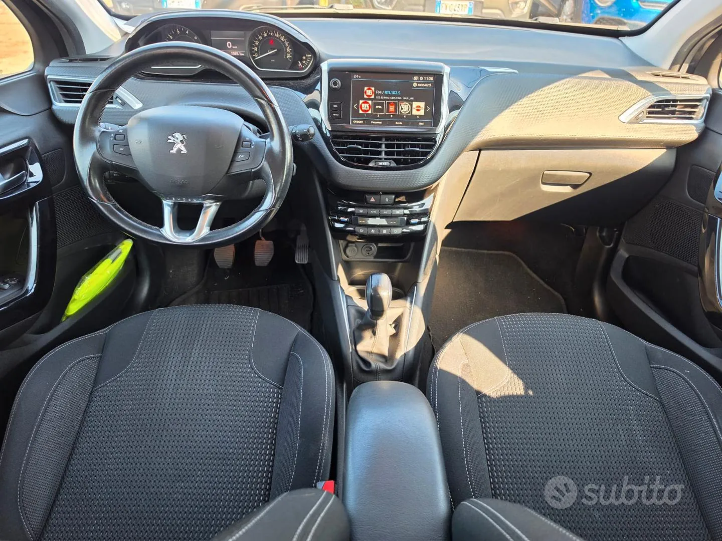 Peugeot 208 2017 photo 5