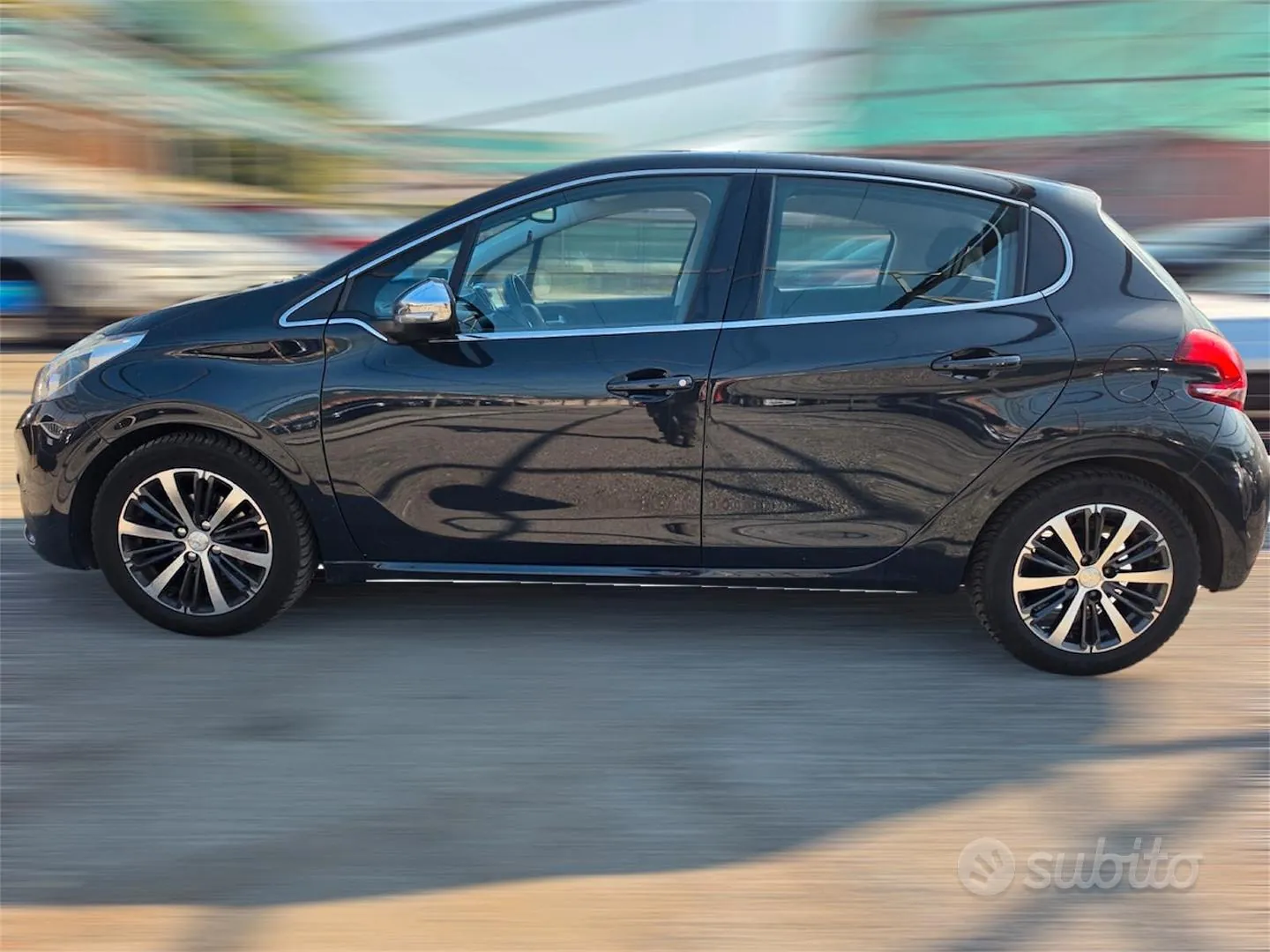 Peugeot 208 2017 photo 3