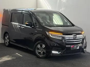 Honda Step Wagon 2018 photo 2