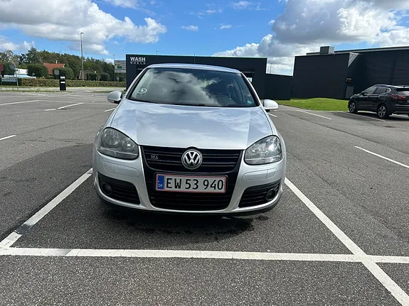Volkswagen Golf 2007 photo 2