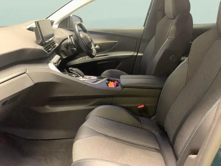 Peugeot 3008 2022 photo 4