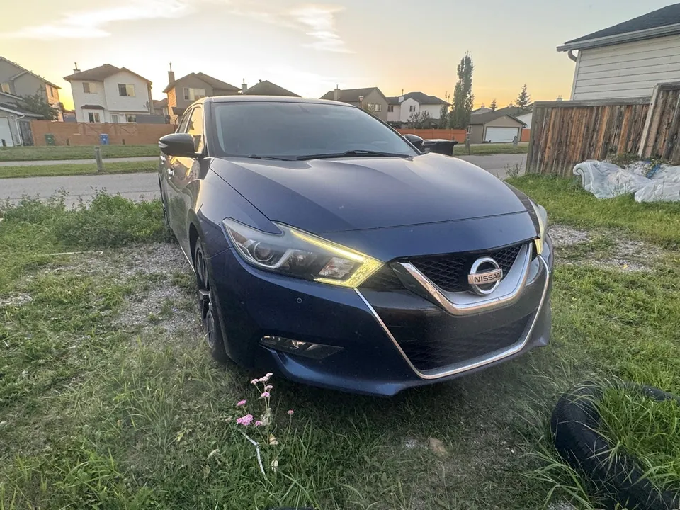 Nissan Maxima