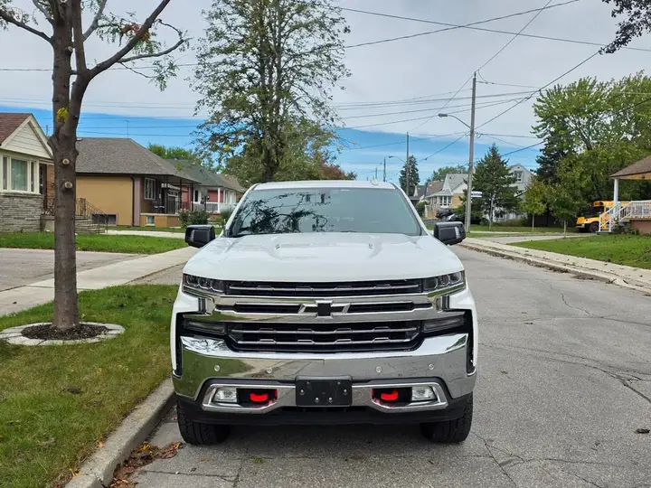 Chevrolet Silverado 1500 2020 photo 2