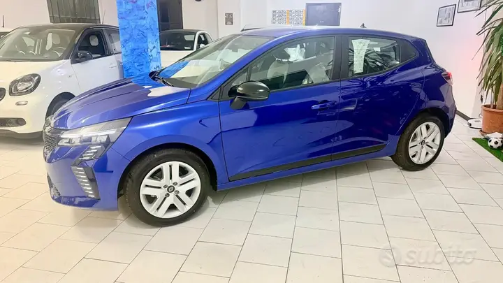 Renault Clio photo 5