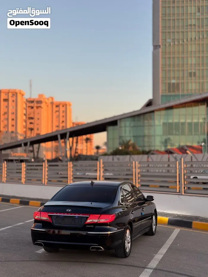 Hyundai Azera 2010 photo 2