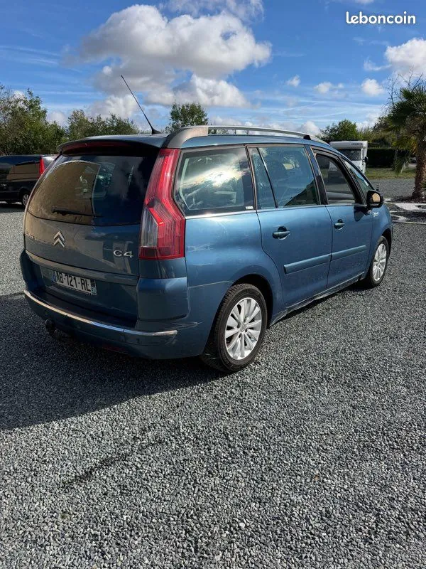 Citroen C4 Picasso 2009 photo 3