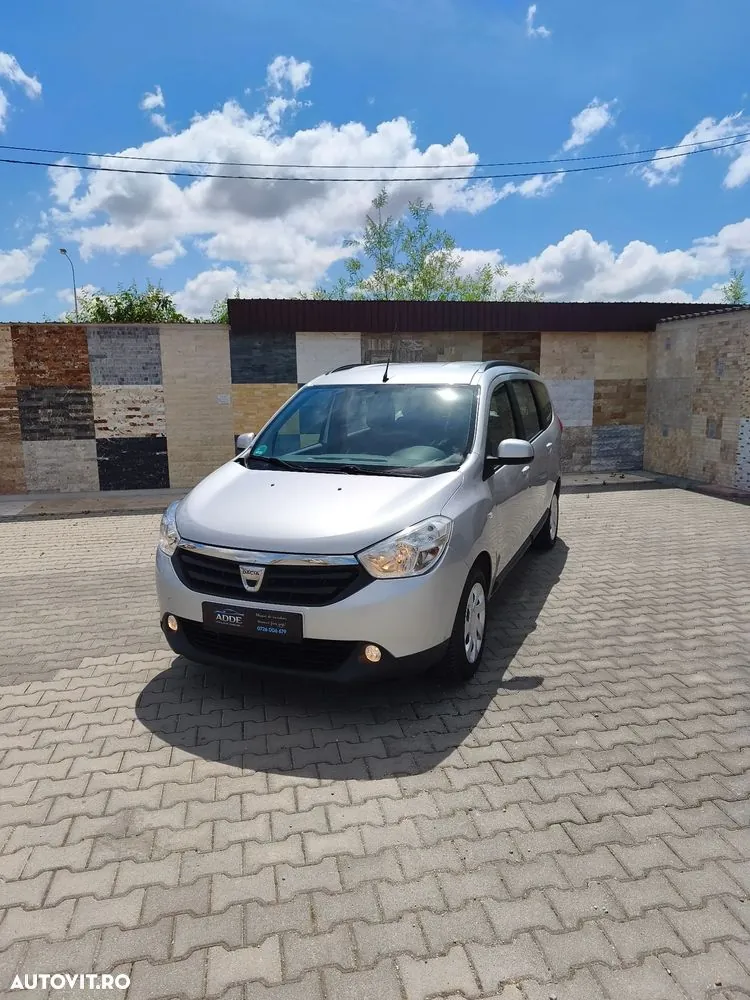 Dacia Lodgy 2013 photo 4