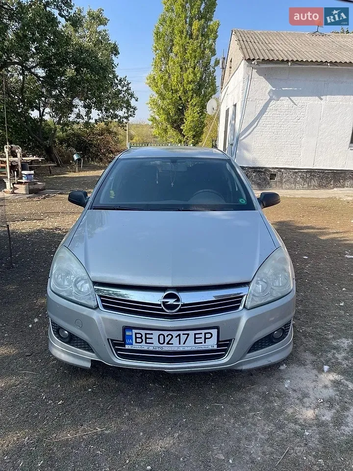 Opel Astra 2008 photo 3