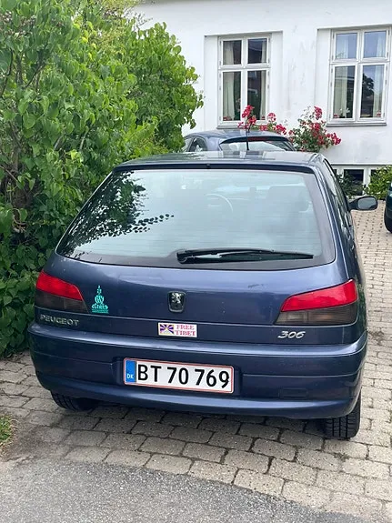 Peugeot 306