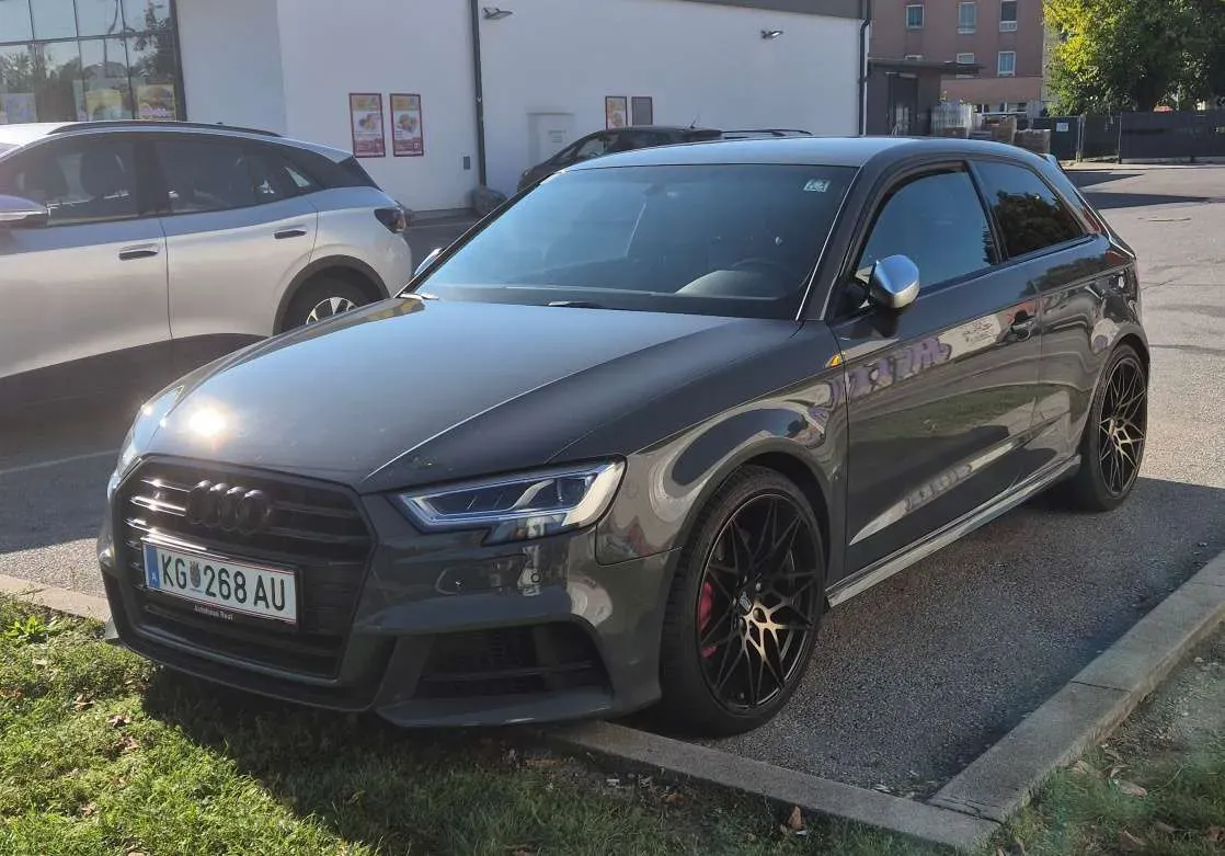 Audi A3 2017 photo 3