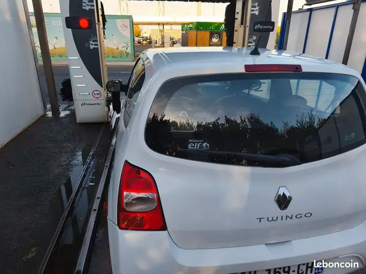 Renault Twingo 2010 photo 3
