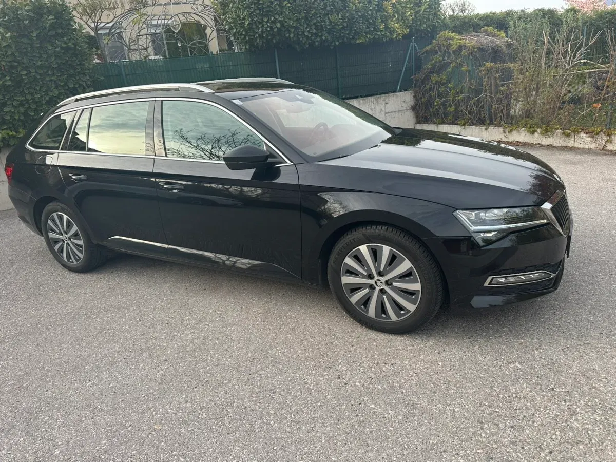 Skoda Superb 2020 photo 2