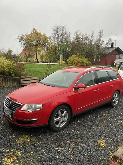 Volkswagen Passat 2010 photo 2