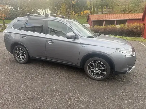 Mitsubishi Outlander 2015 photo 4