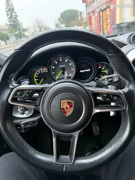 Porsche Cayenne 2016 photo 3