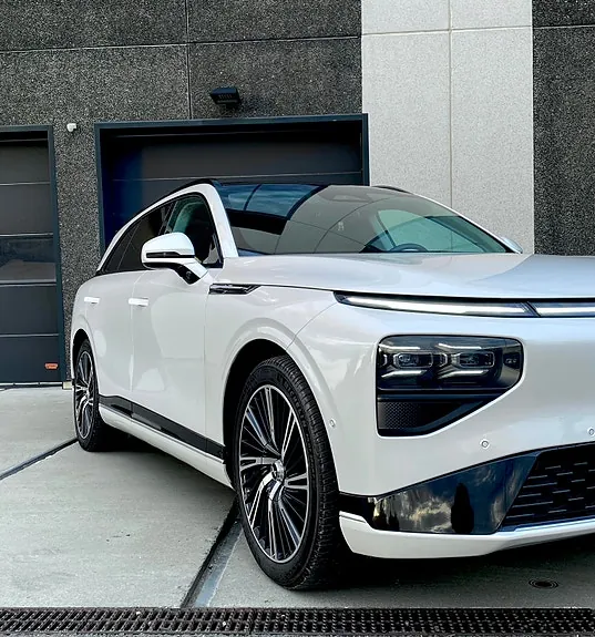 Xpeng G9