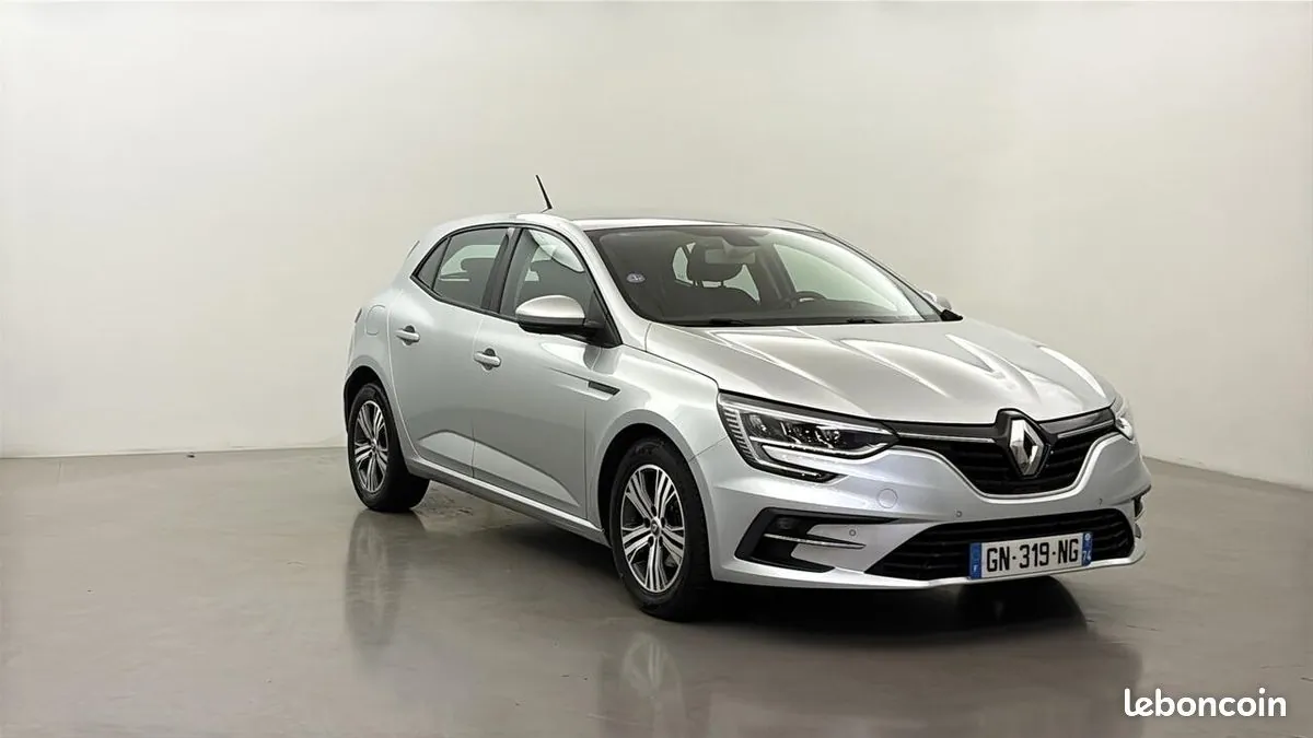 Renault Megane 2023 photo 3