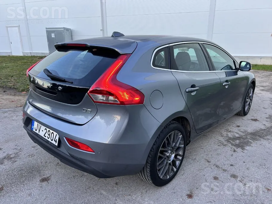 Volvo V40 2015 photo 4