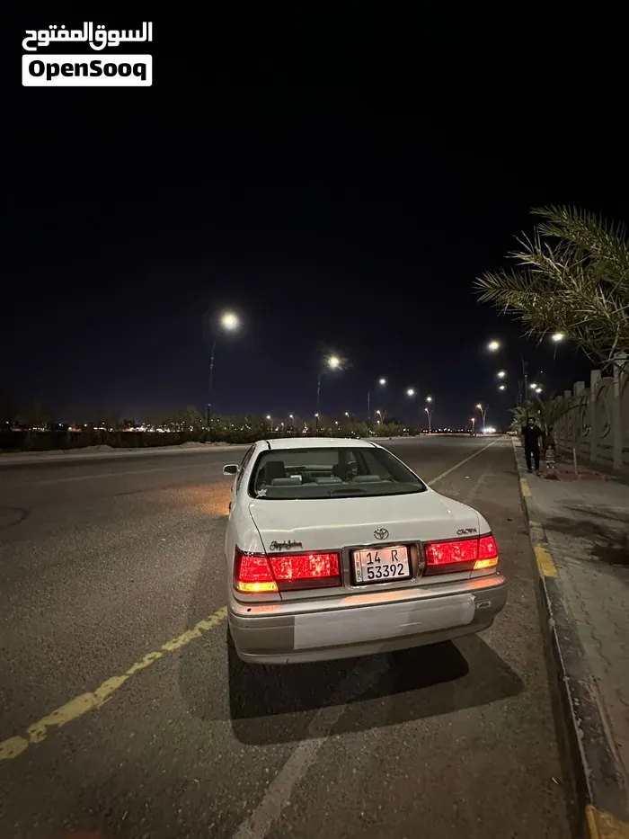 Toyota Crown 2002 photo 3