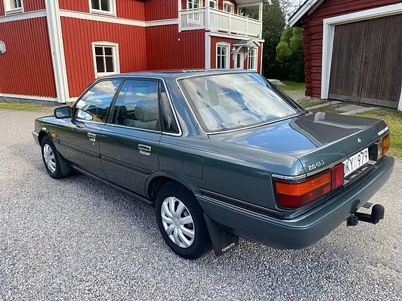 Toyota Camry 1990 photo 2