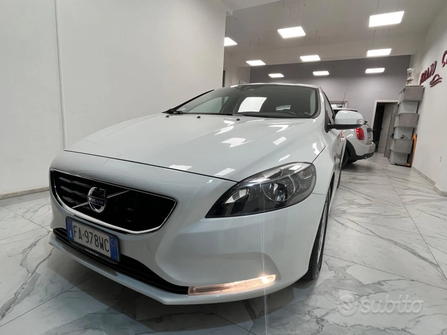 Volvo V40