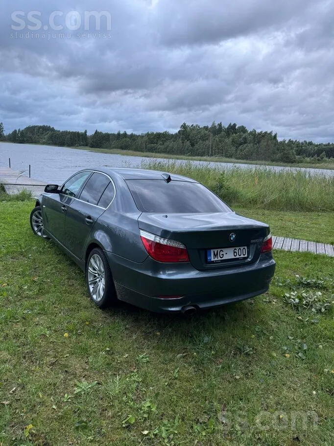 BMW 520 2009 photo 4