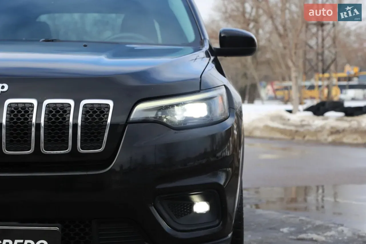Jeep Cherokee
