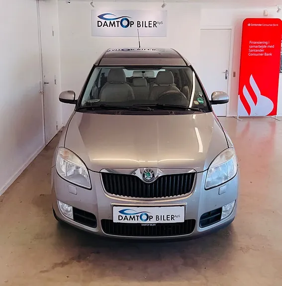 Skoda Roomster 2007 photo 2