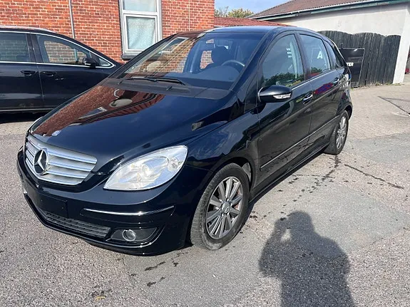 Mercedes-Benz B170