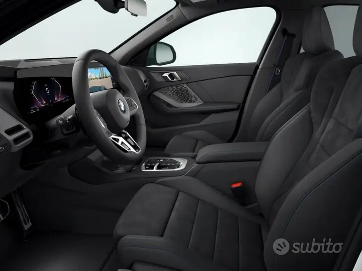 BMW 118D 2025 photo 2