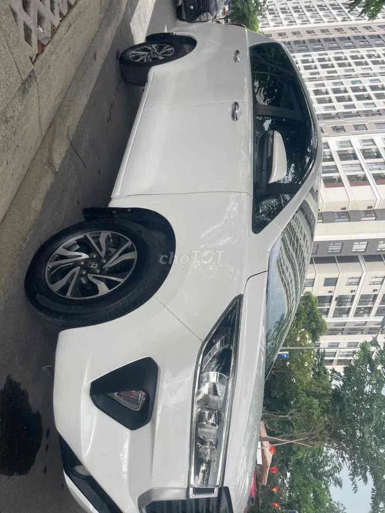 Toyota Innova 2022 photo 5