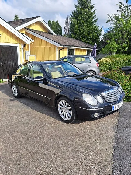 Mercedes-Benz E500