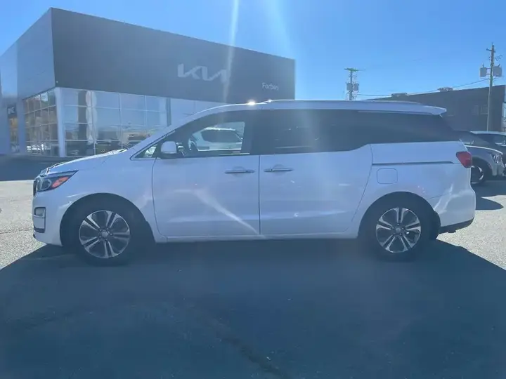 Kia Sedona 2020 photo 4