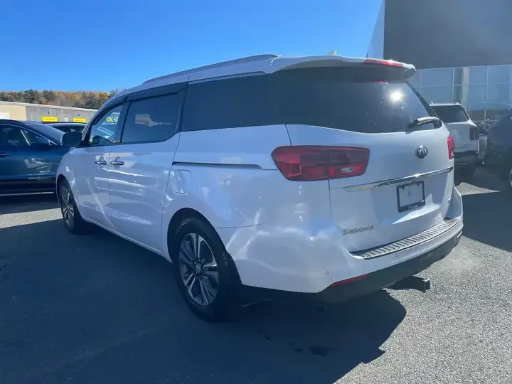Kia Sedona 2020 photo 5
