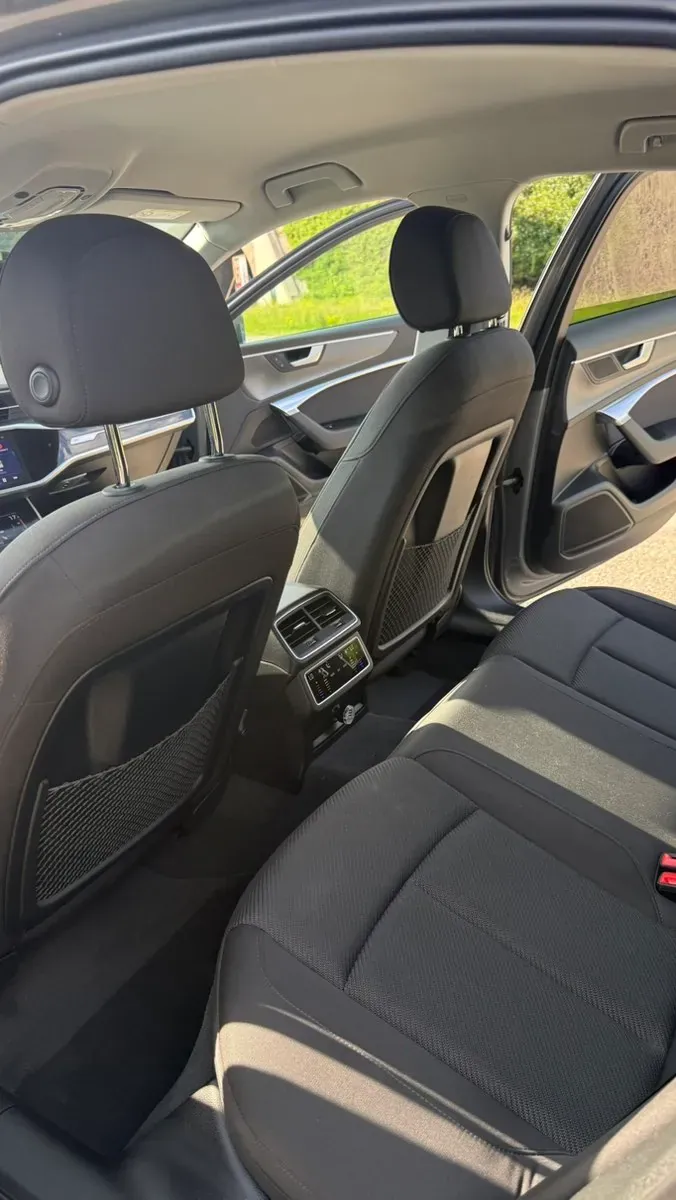 Audi A6 2023 photo 3