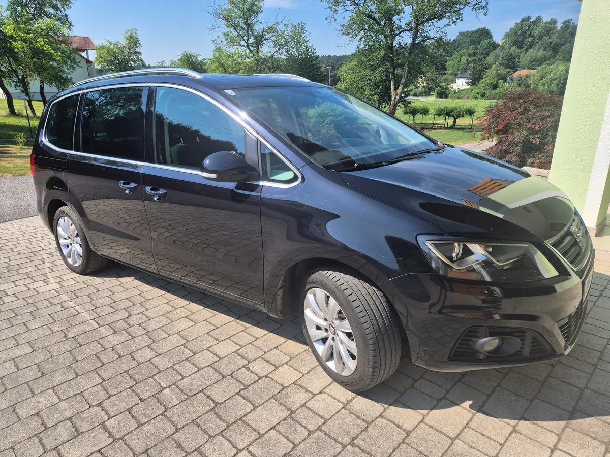 Seat Alhambra 2017 photo 2