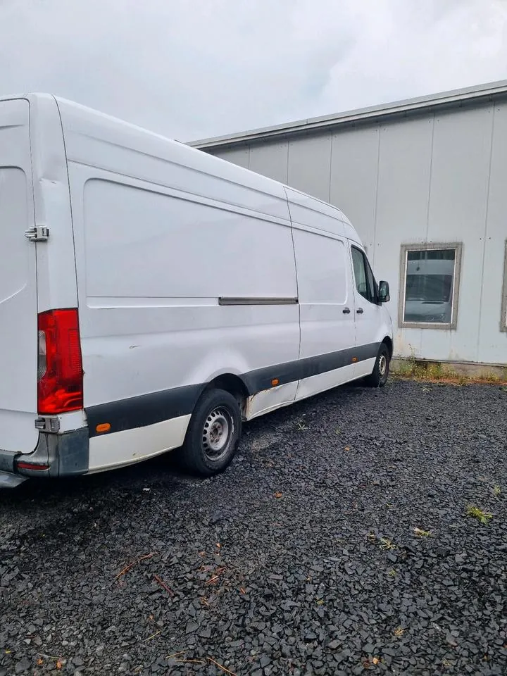 Mercedes-Benz Sprinter