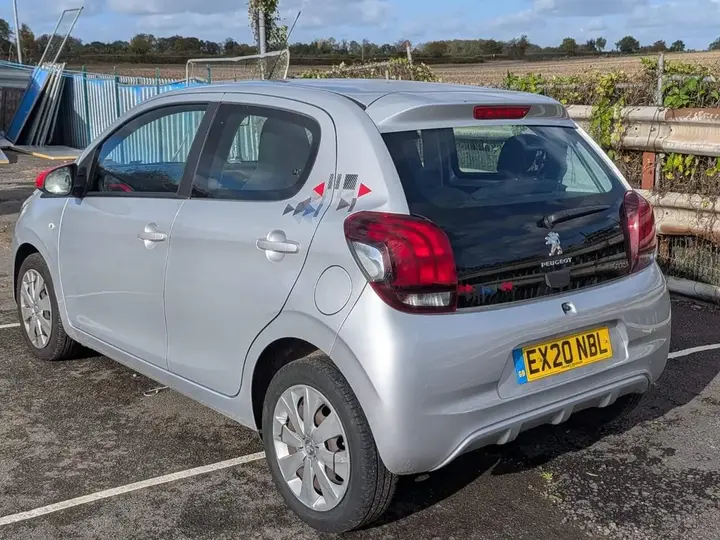Peugeot 108 2020 photo 4