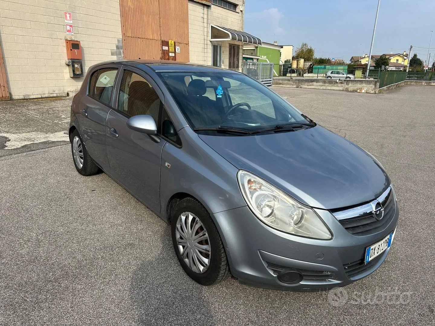 Opel Corsa 2009 photo 2